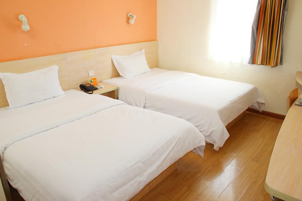 7Days Inn Beijing Zhongguan Village Suzhou Bridge Kültér fotó